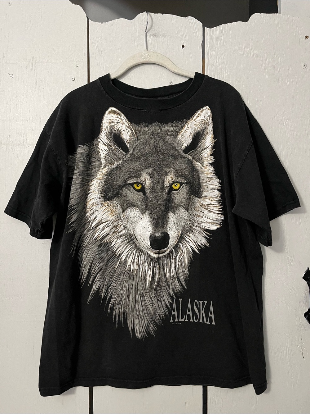 Vintage 1996 Alaska T-shirt Wolf Animal Graphic Black Large